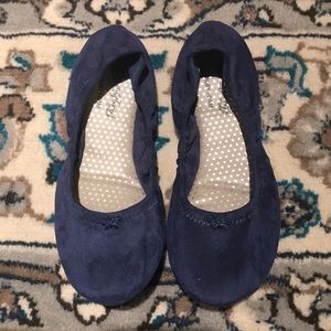 Navy blue flats! 🥿